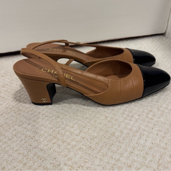 Chanel Tan and Black Two-Tone Slingback Heels - Picture 1 of 3